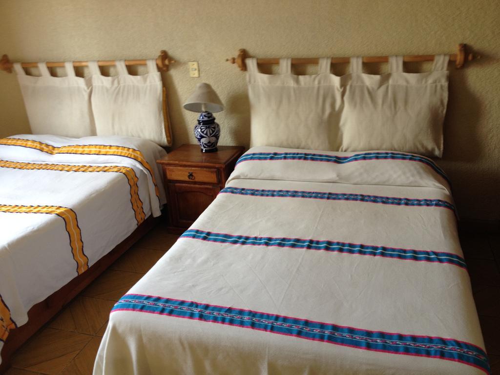 Hostal Casa Castillo Morelia Zimmer foto