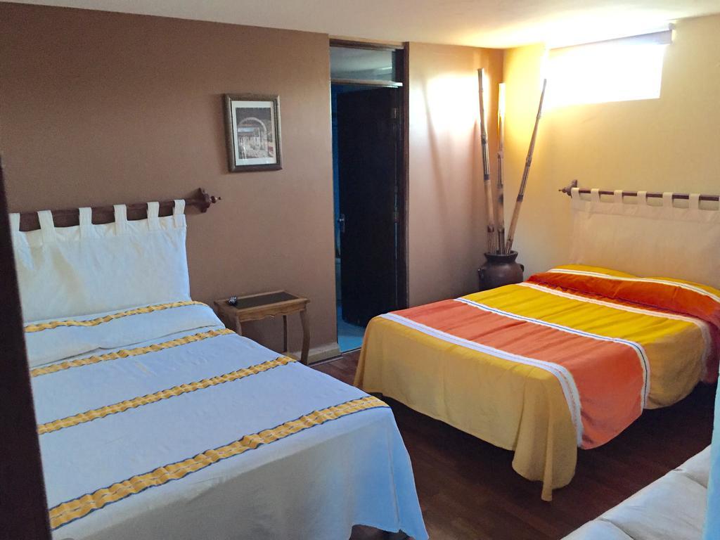 Hostal Casa Castillo Morelia Zimmer foto